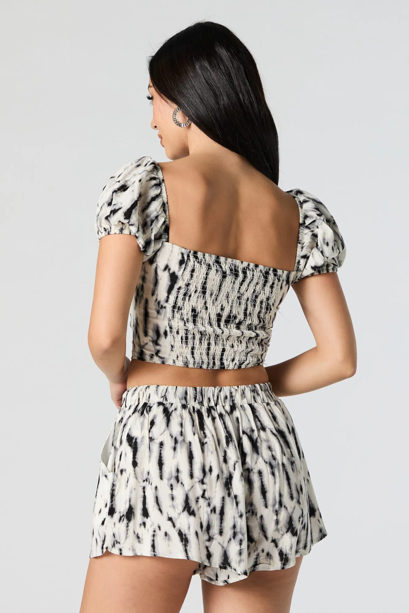 Short noué-teint à taille coulissante sold by Urban Planet product image thumbnail 2