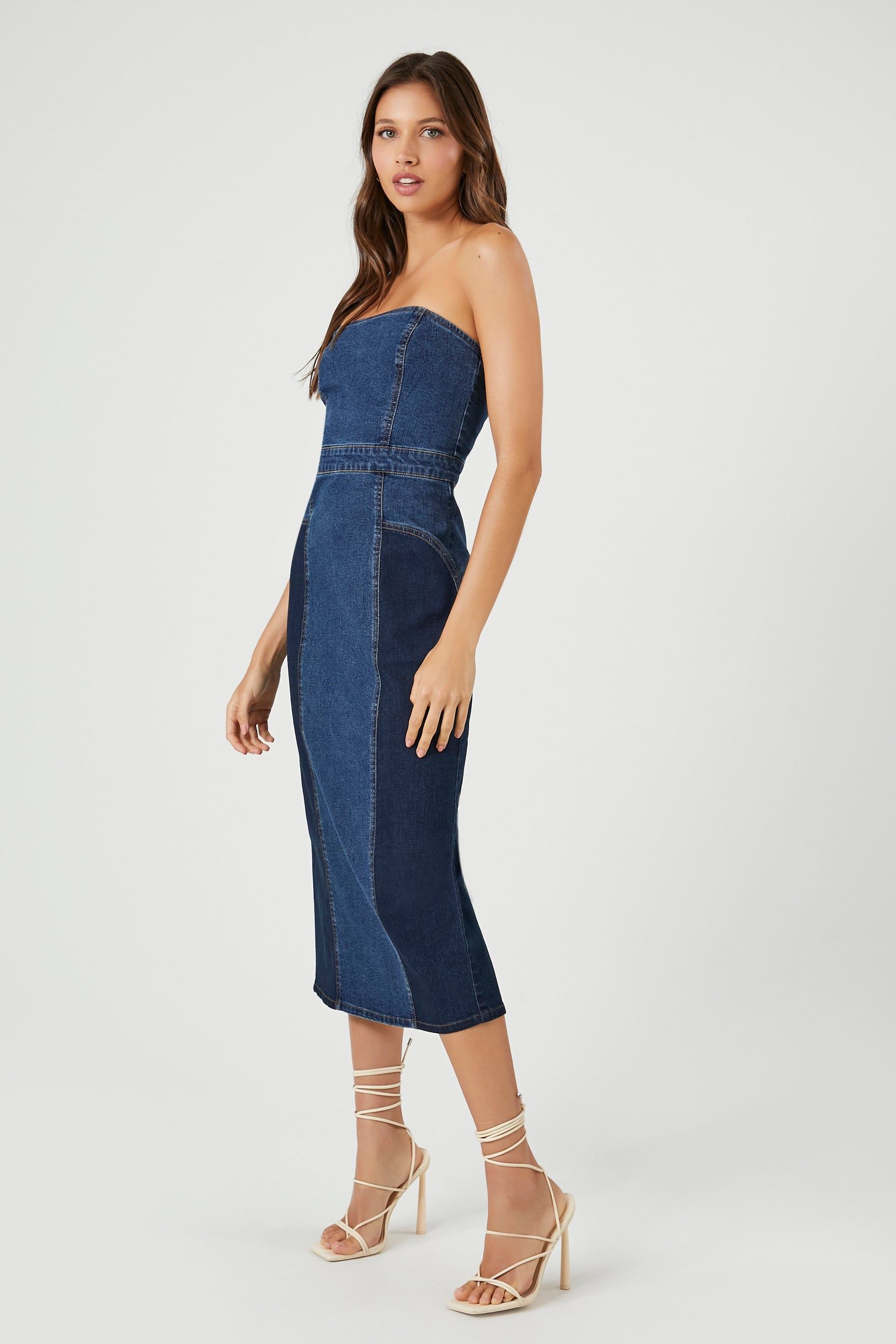 Robe midi sans bretelles en denim sold by Urban Planet product image thumbnail 2