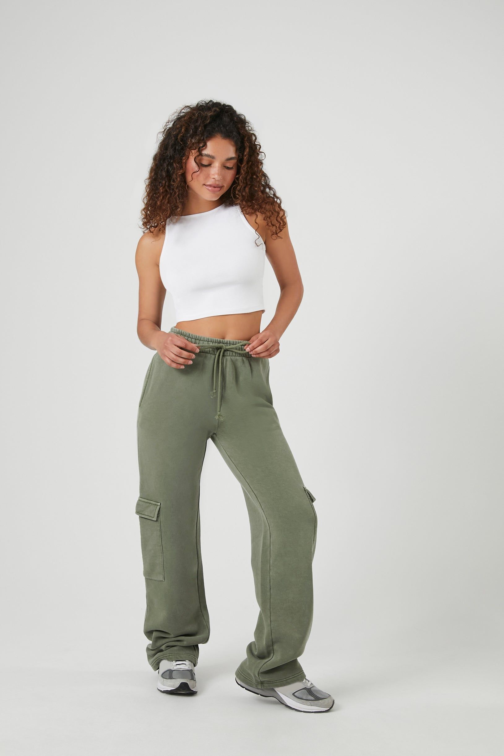 Pantalon cargo à jambe large en molleton sold by Urban Planet