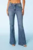 Jean à jambe évasée avec pierres du Rhin sold by Urban Planet