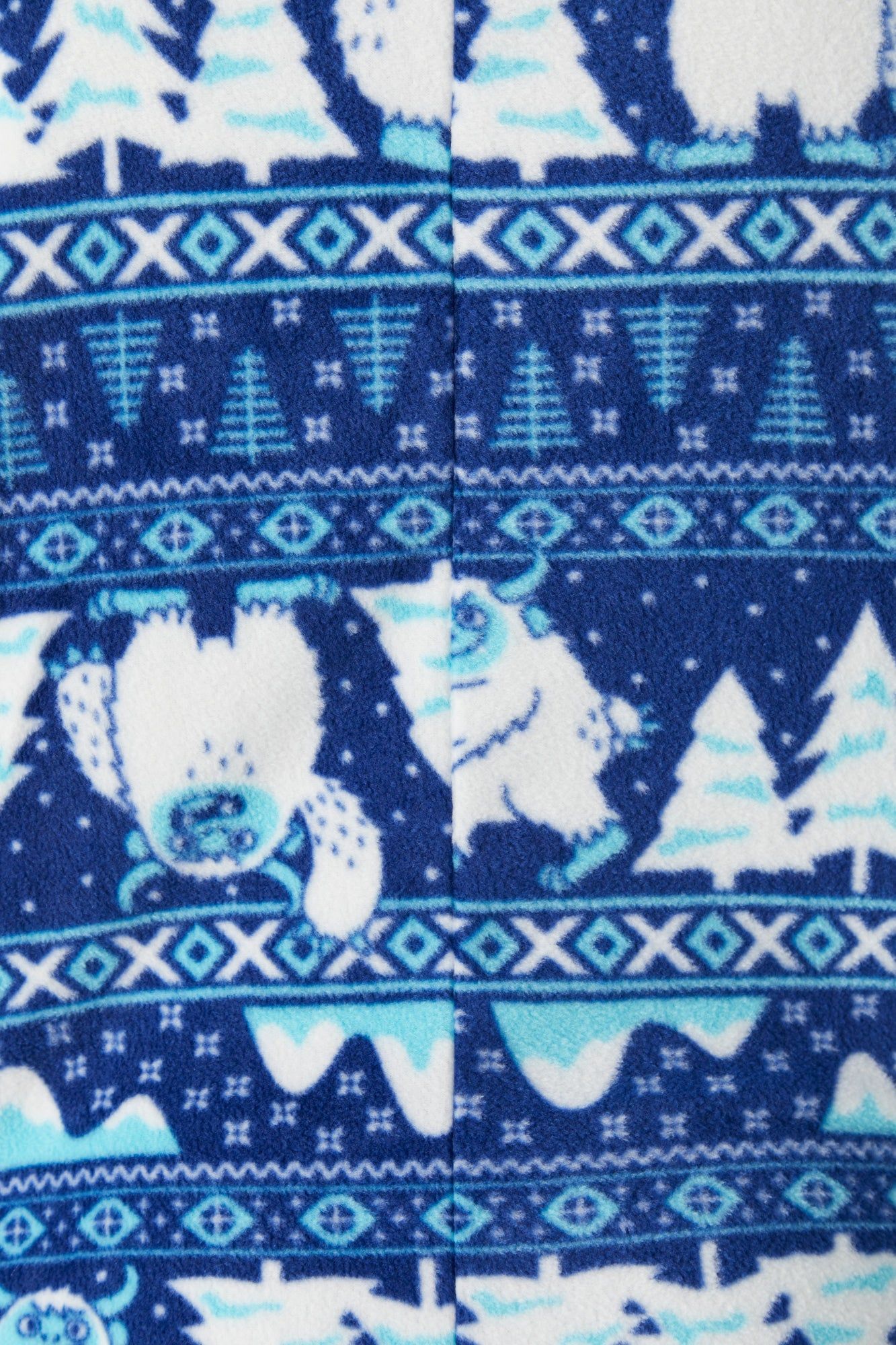 Combinaison à capuchon en peluche Yéti 3D sold by Urban Planet product image thumbnail 4