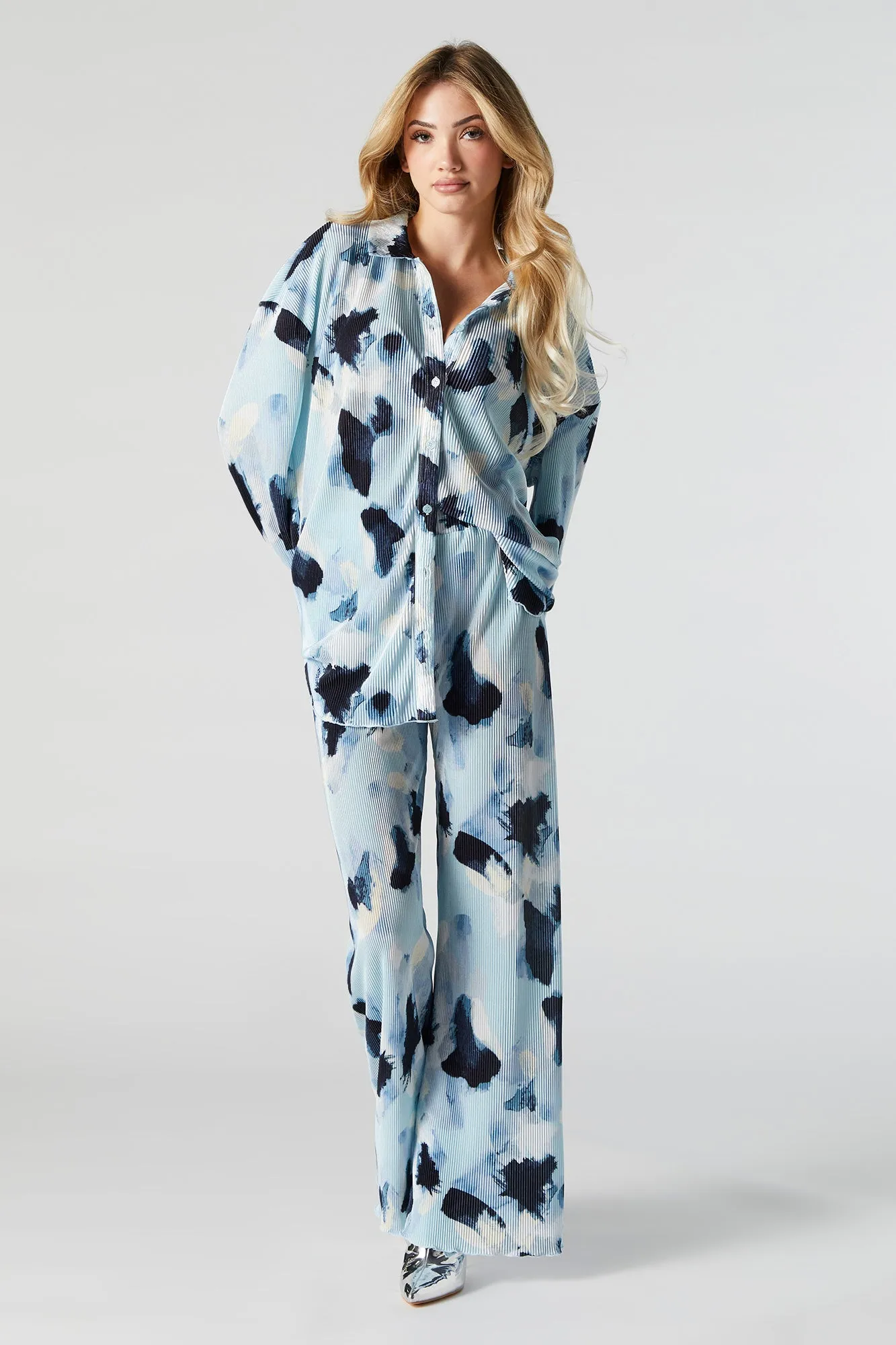 Haut boutonné avec motif abstrait sold by Urban Planet product image thumbnail 3