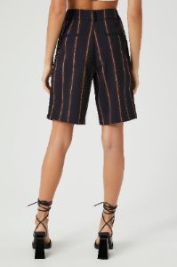 Short habillé rayé sold by Urban Planet