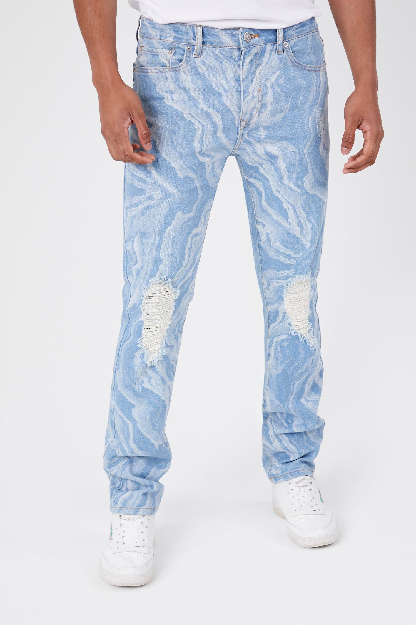 Jean mince d'aspect usé marbré sold by Urban Planet