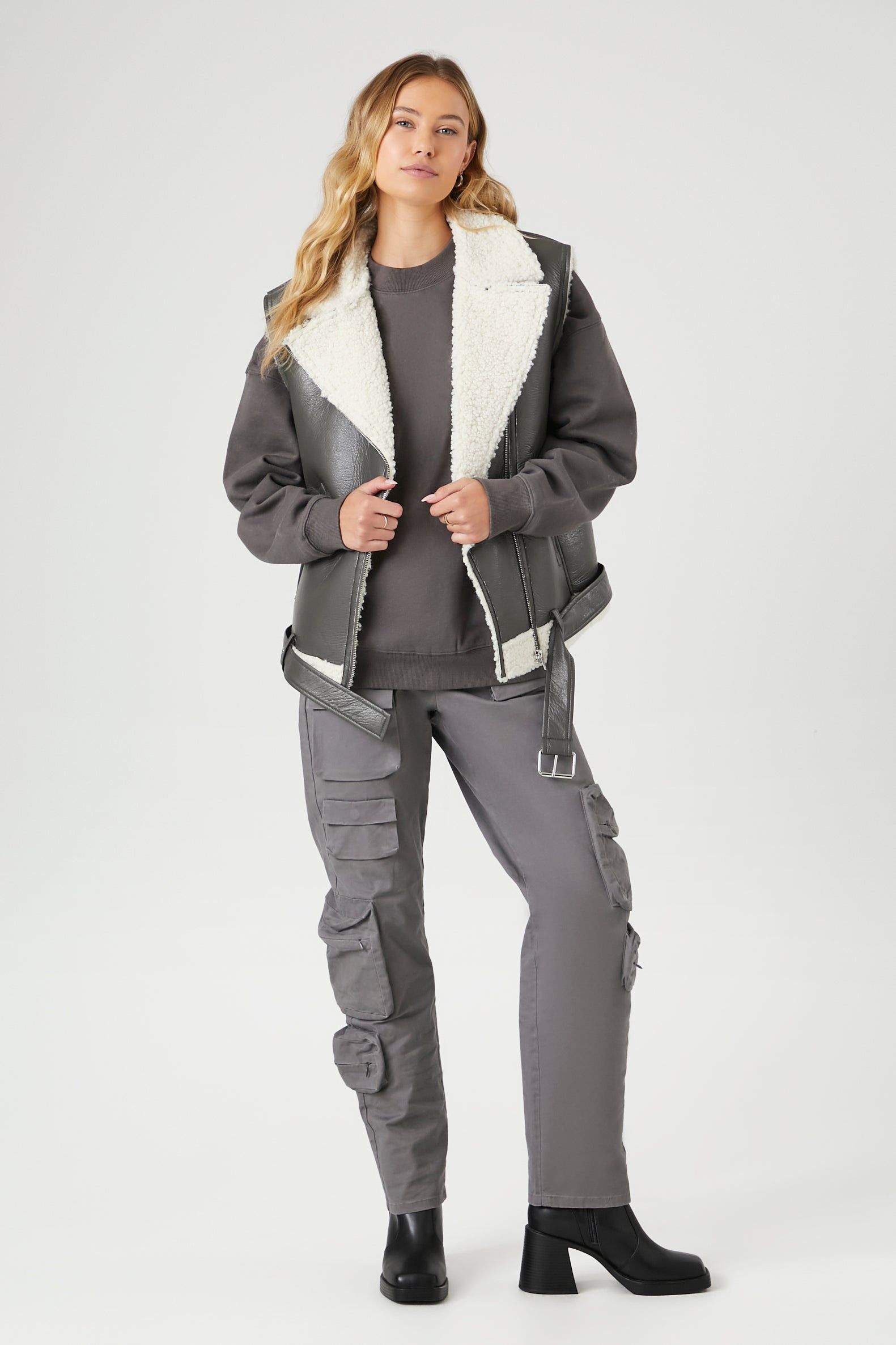 Veste avec liséré de Sherpa sold by Urban Planet product image thumbnail 3