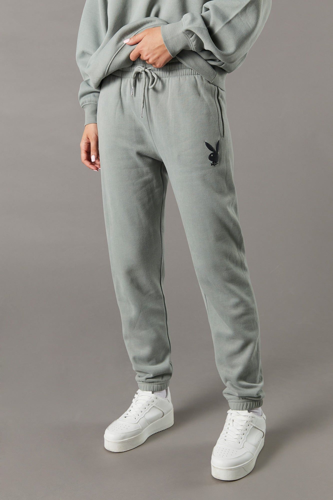 Pantalon de jogging en molleton rose avec motif brodé Playboy sold by Urban Planet product image thumbnail 2