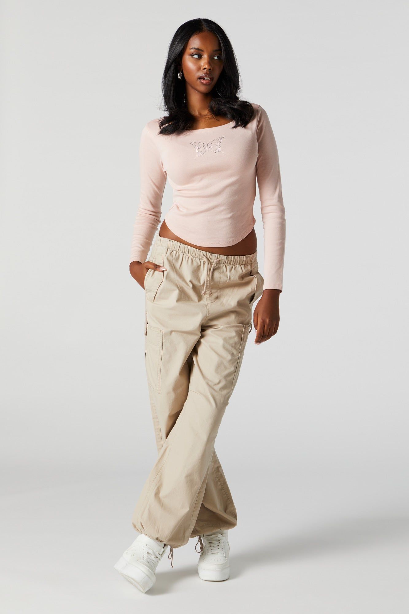 Haut à manches longues avec imprimé Ailes de papillon et pierres du Rhin sold by Urban Planet product image thumbnail 3