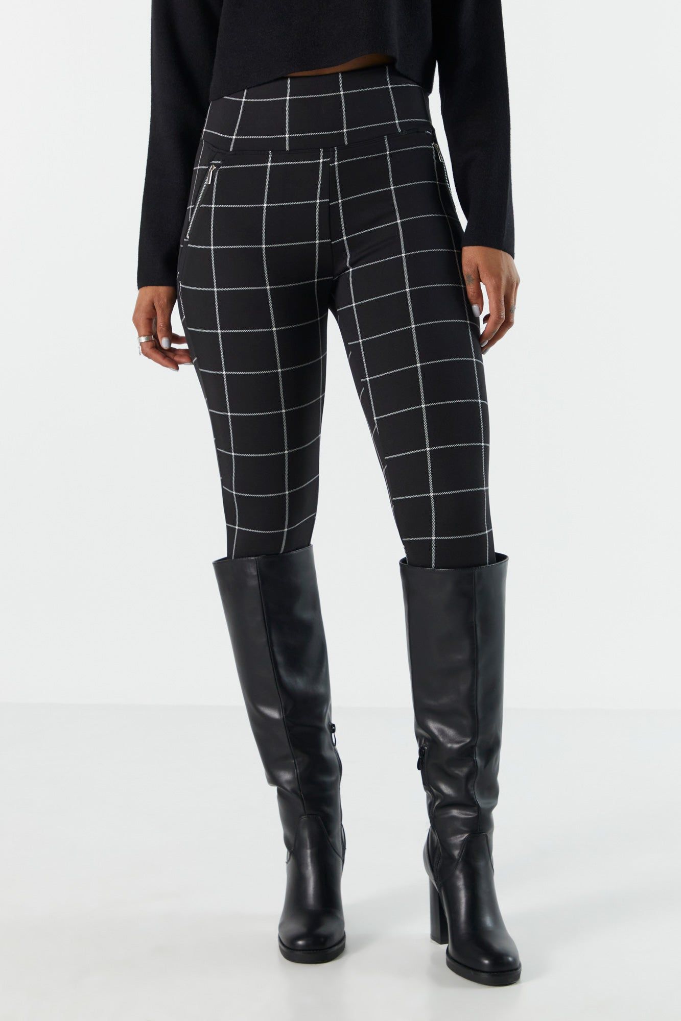 Plaid Super Soft Zip Pocket Legging sold by Urban Planet product image thumbnail 5