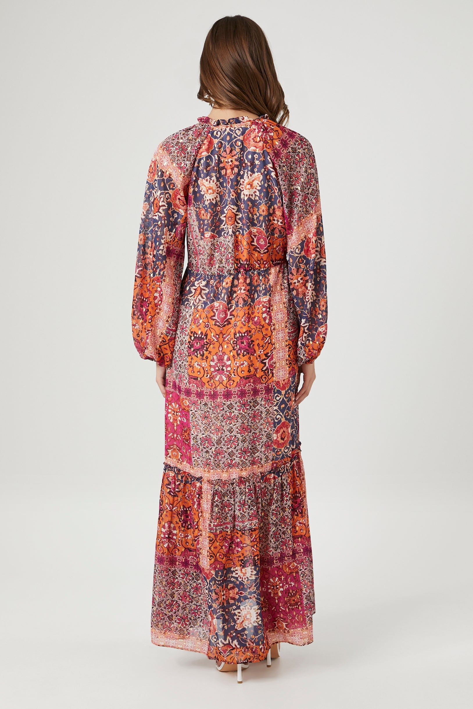 Robe maxi ornée de fleurs avec manches paysannes sold by Urban Planet product image thumbnail 2