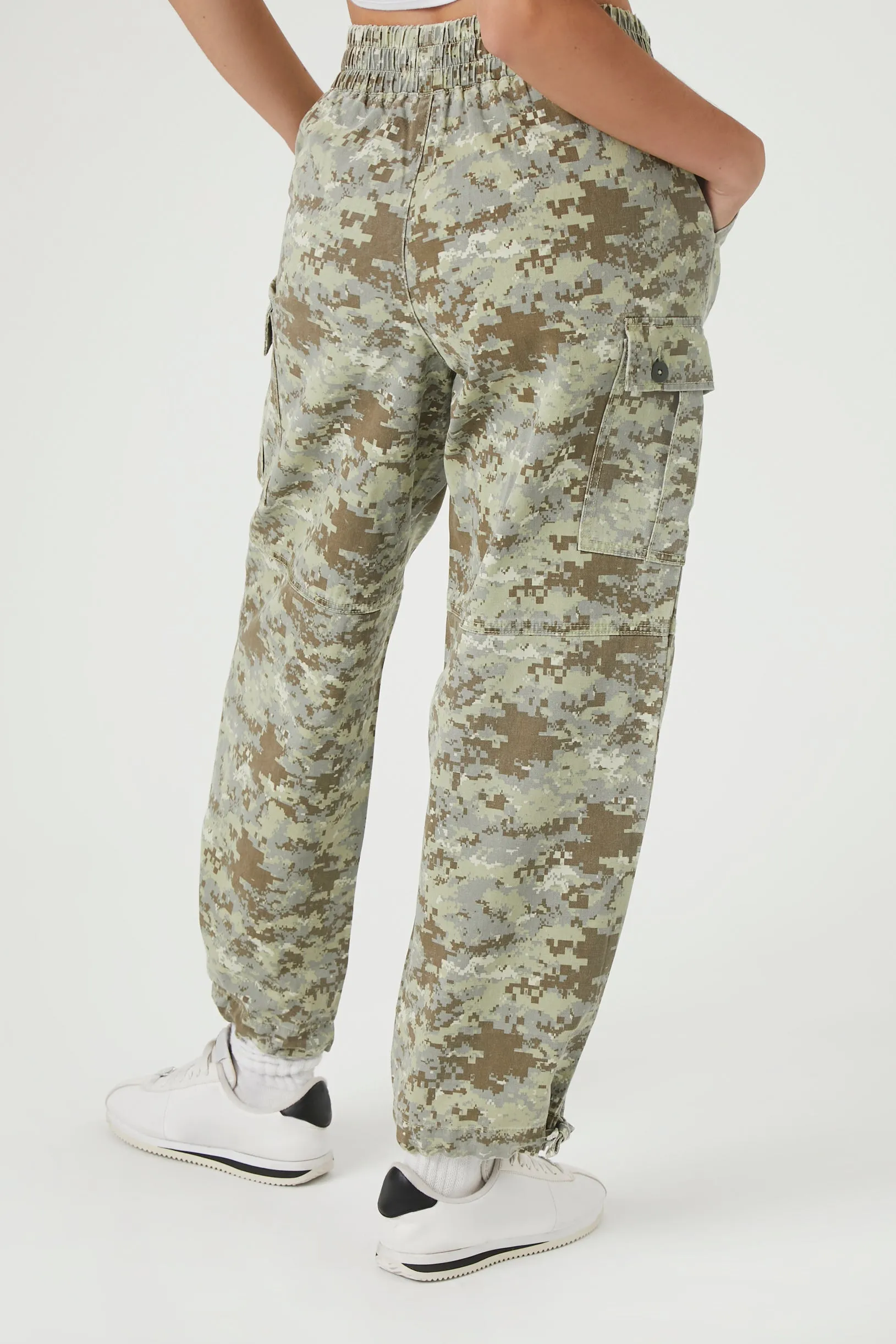 Jogger cargo avec motif camouflage sold by Urban Planet product image thumbnail 3