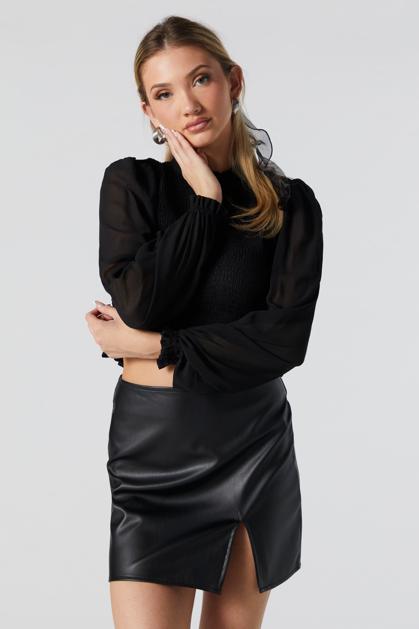 Haut smocké à manches longues sold by Urban Planet product image thumbnail 4