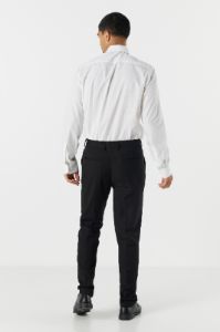 Pantalon mince uni sold by Urban Planet