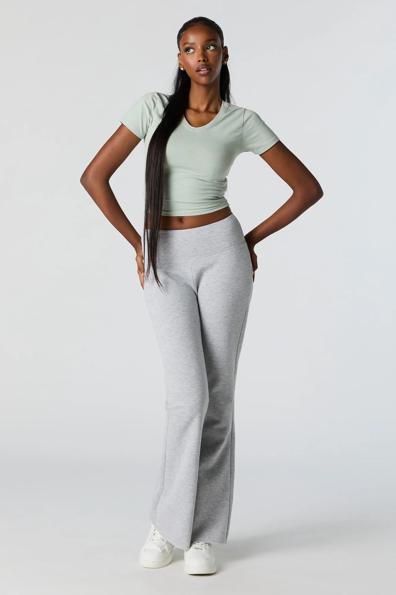 T-shirt utracourt à encolure en V sold by Urban Planet product image thumbnail 3