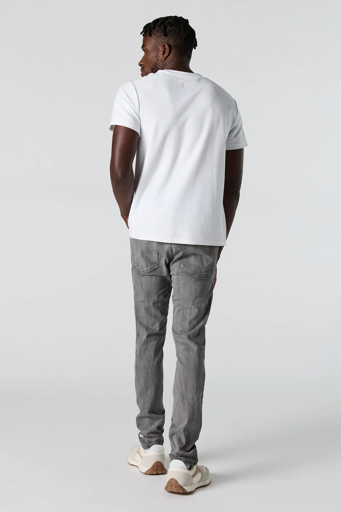 Jean mince d'aspect usé délavé gris sold by Urban Planet product image thumbnail 3