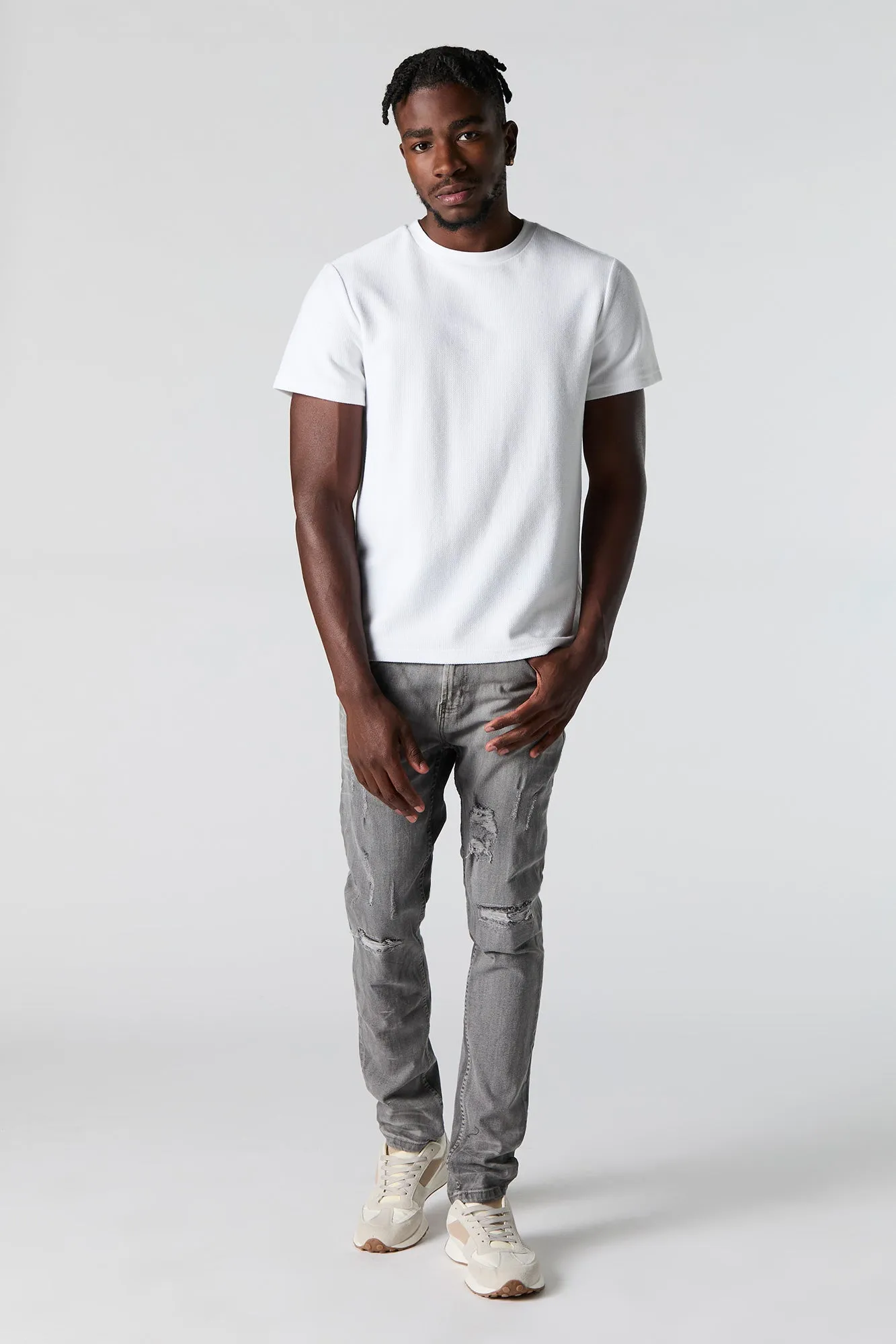 Jean mince d'aspect usé délavé gris sold by Urban Planet product image thumbnail 2