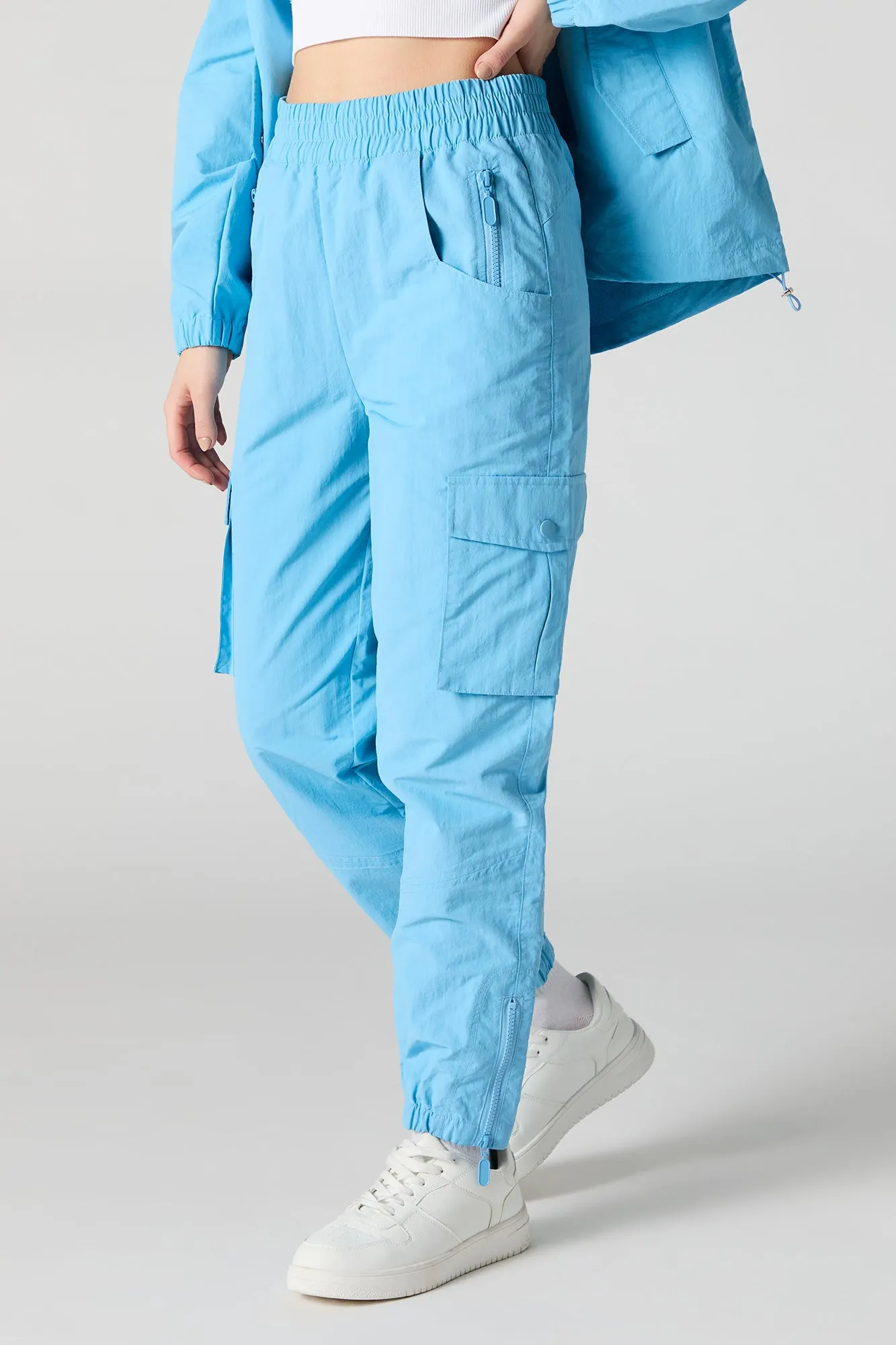 Jogger cargo en nylon avec poches à fermeture à glissière sold by Urban Planet product image thumbnail 2