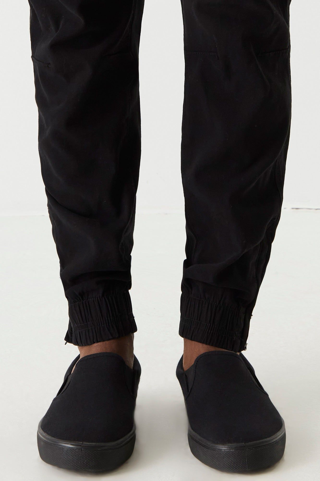 Chaussures à enfiler en toile pour hommes sold by Urban Planet product image thumbnail 2