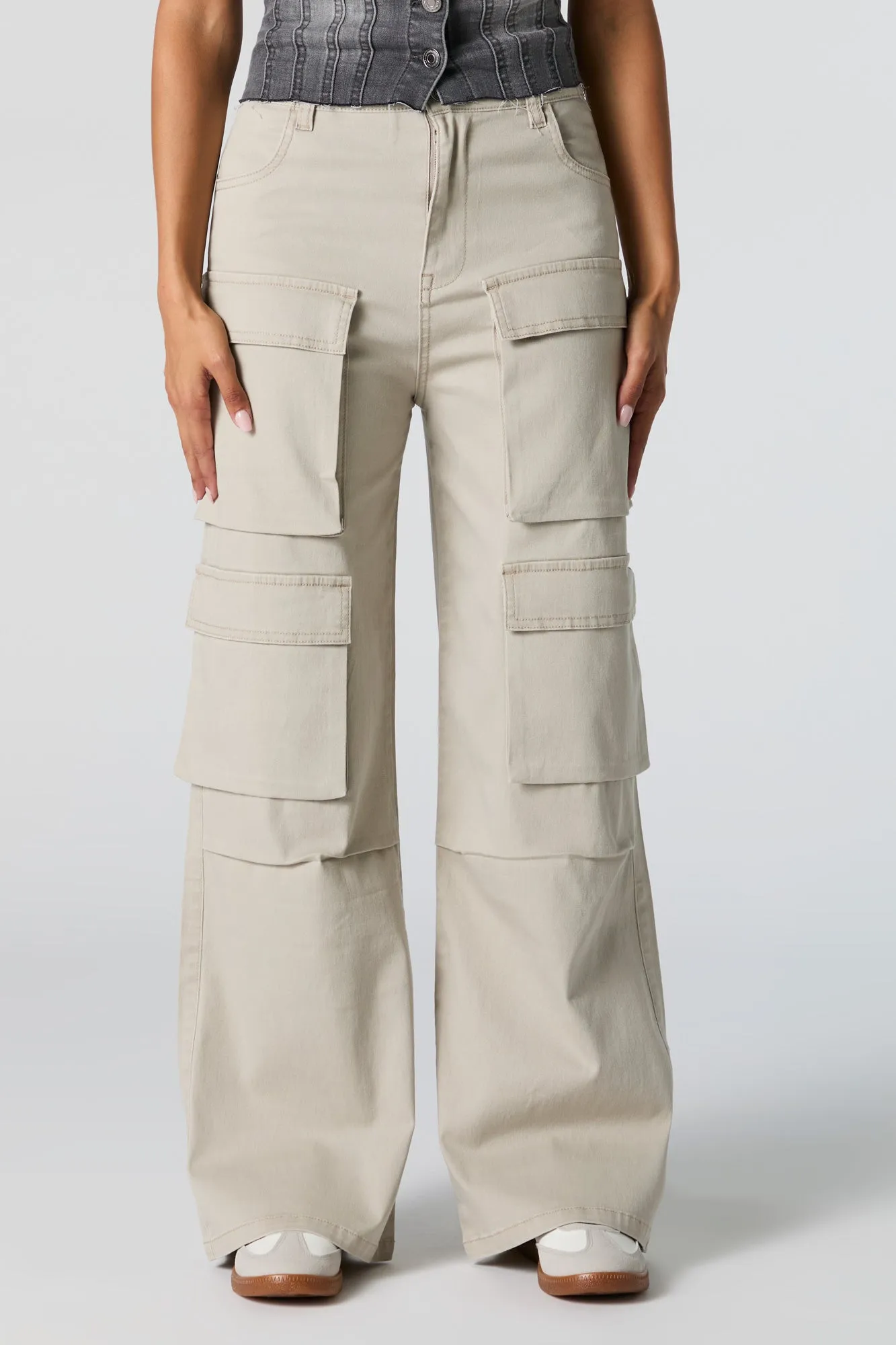 Pantalon cargo à jambe large avec poches multiples sold by Urban Planet product image thumbnail 2