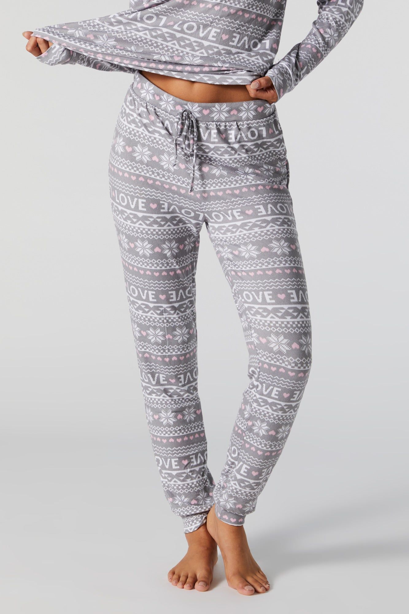 Snowflake Print 2 Piece Holiday Pajama Set sold by Urban Planet product image thumbnail 4