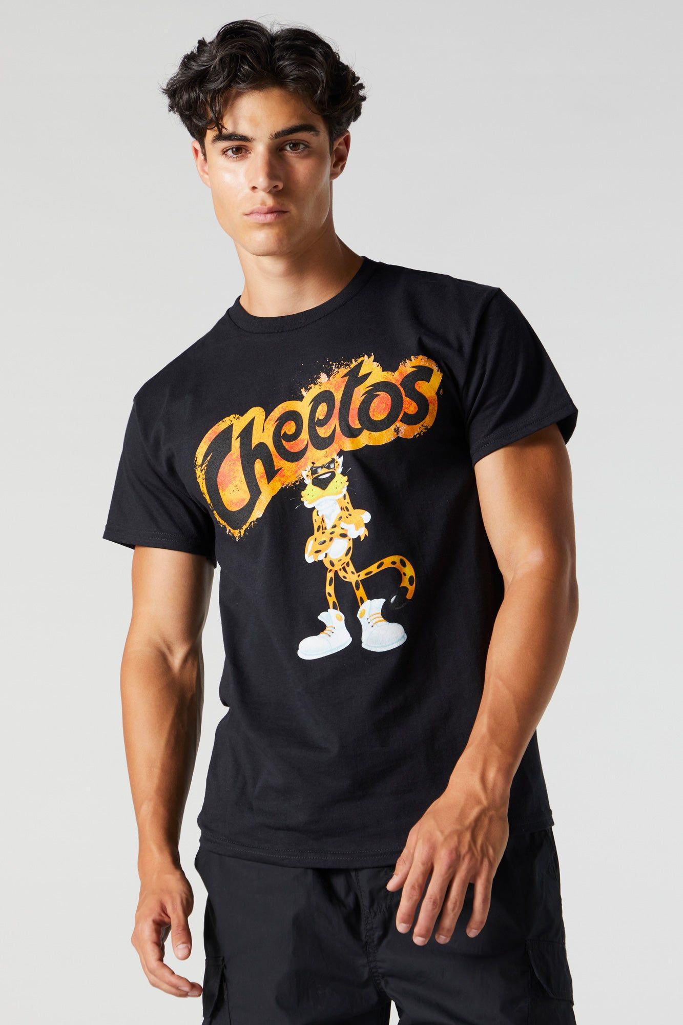 T-shirt à imprimé Cheetos sold by Urban Planet