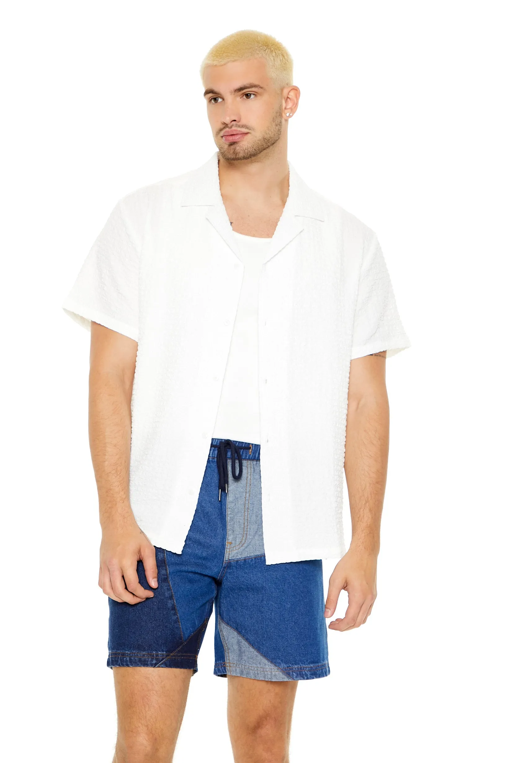 Haut boutonné texturé sold by Urban Planet