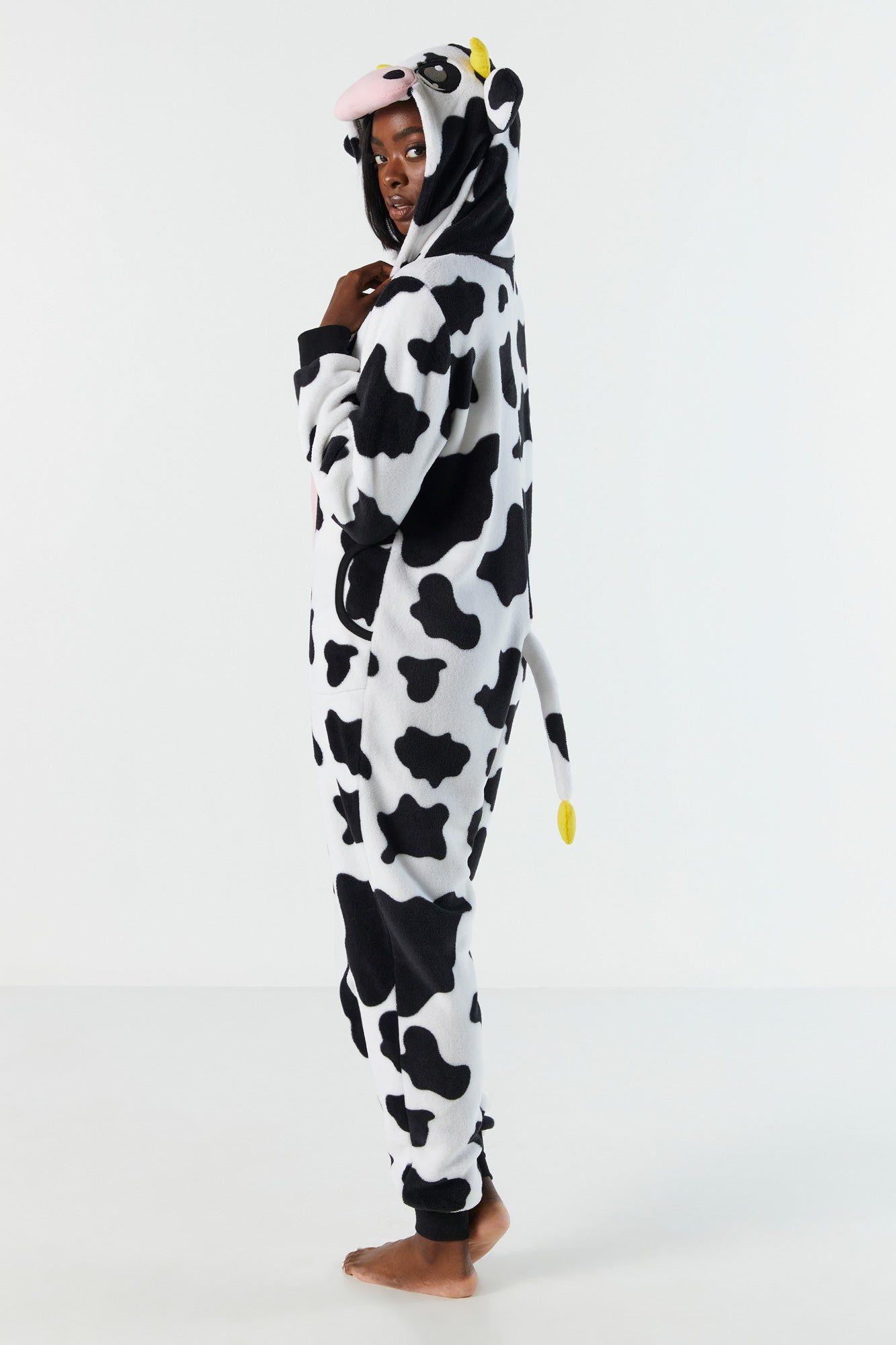 Maillot pelucheux à imprimé de vache sold by Urban Planet product image thumbnail 2