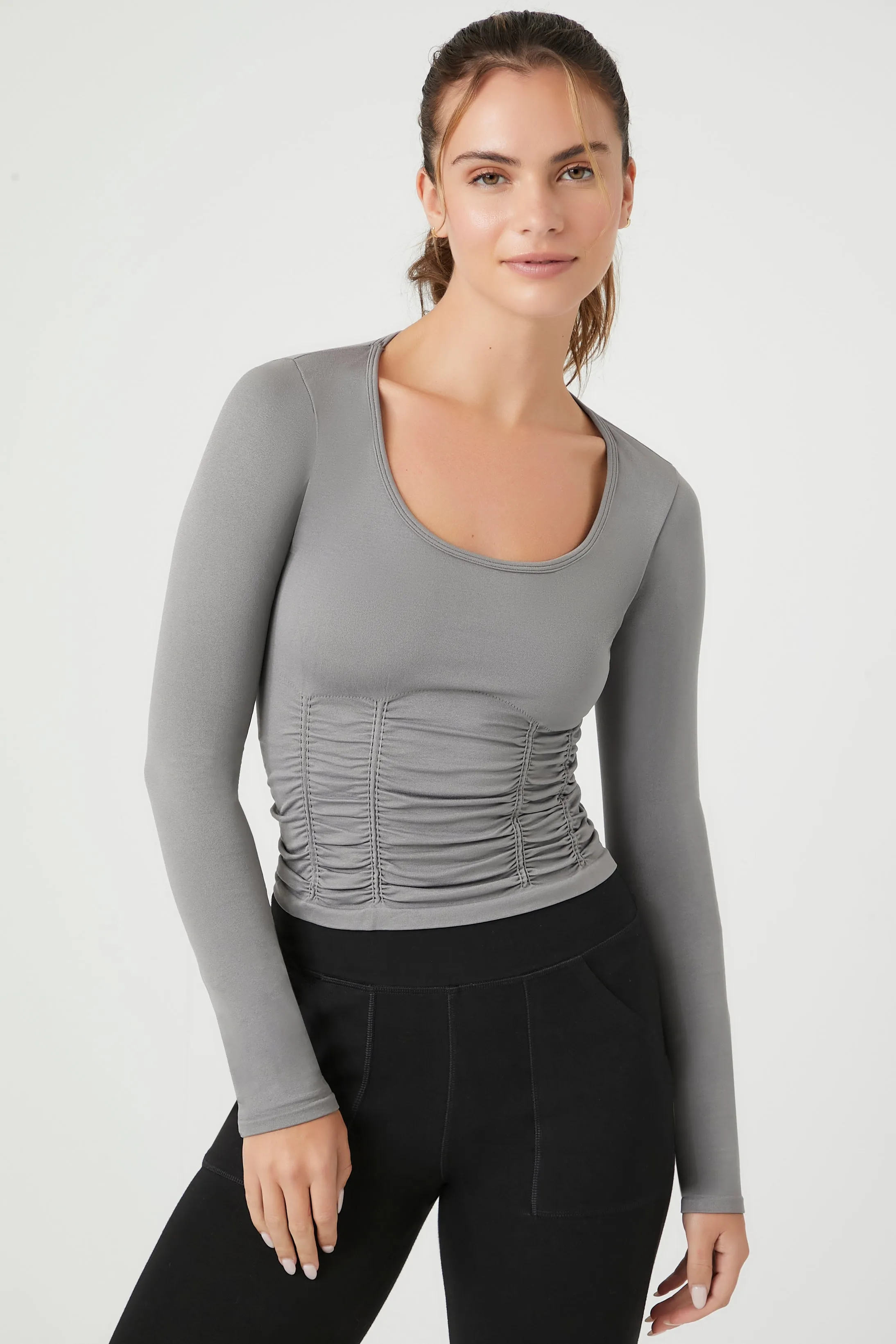 Haut Active ruché sans couture à manches longues sold by Urban Planet