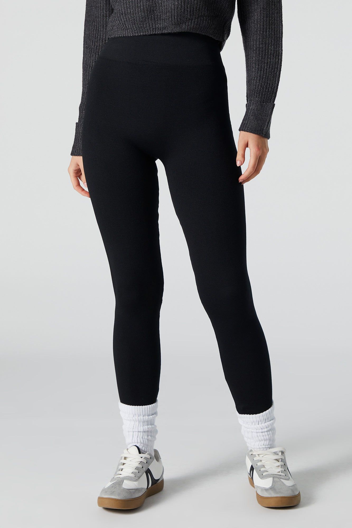 Legging doublé de similifourrure sold by Urban Planet product image thumbnail 2