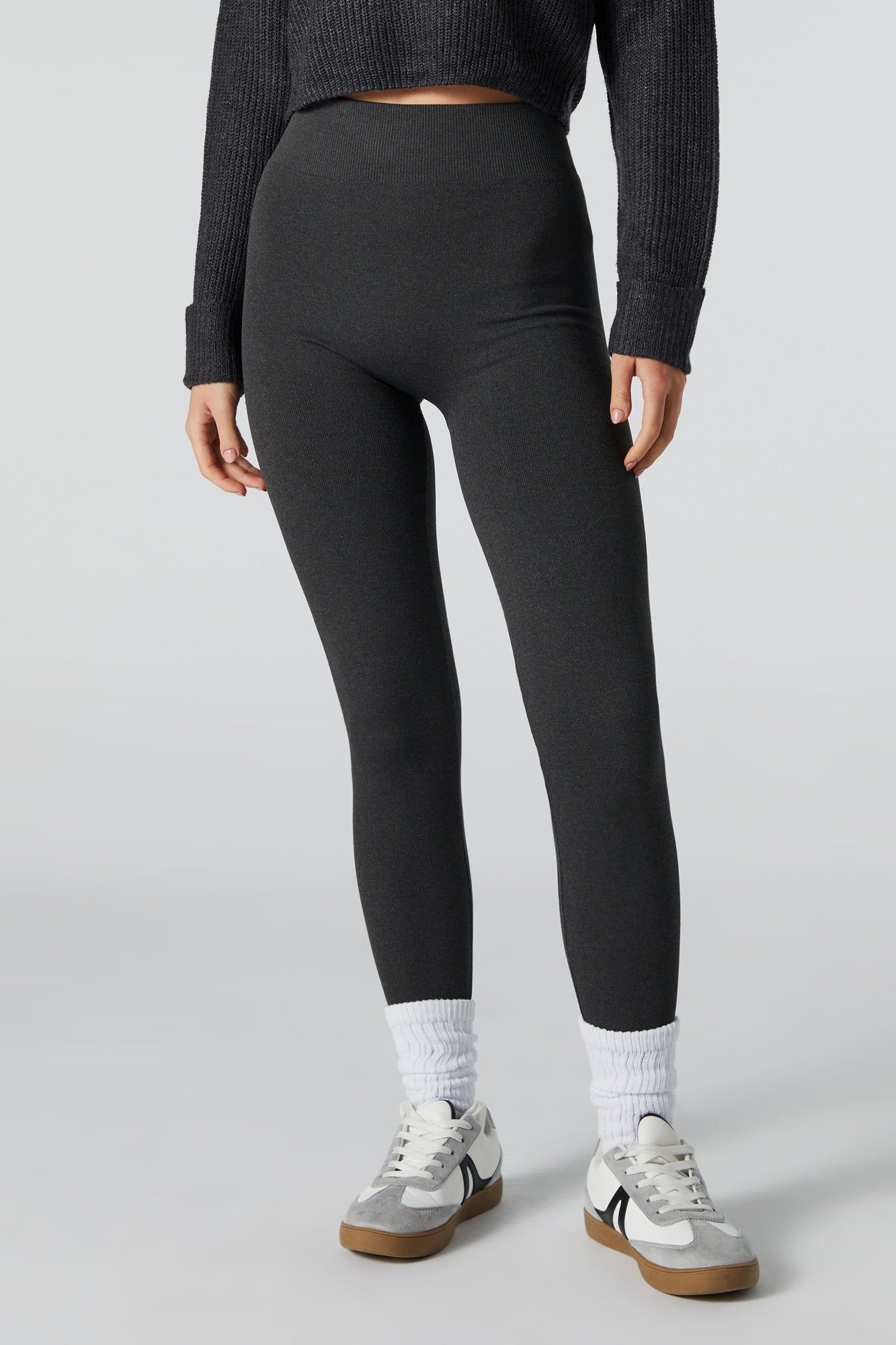 Legging doublé de similifourrure sold by Urban Planet product image thumbnail 5