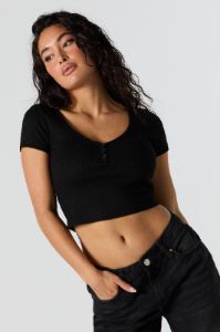 T-shirt Henley côtelé court sold by Urban Planet