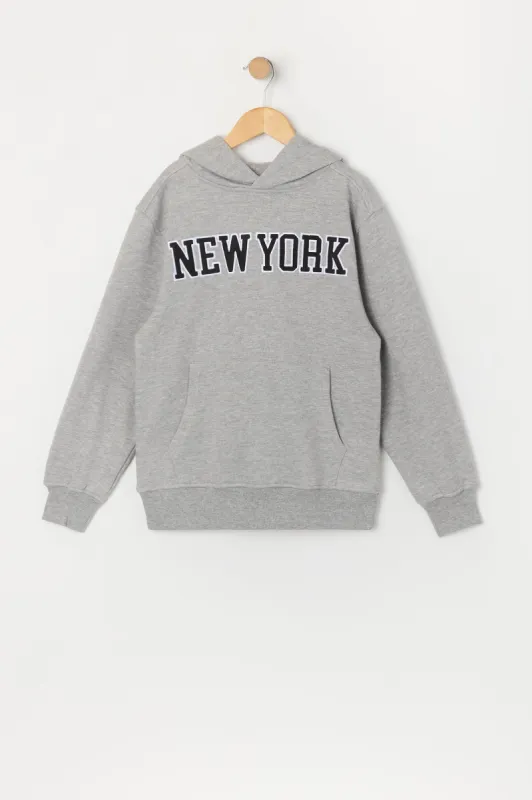 Haut à capuchon en molleton avec motif brodé New York pour garçon sold by Urban Planet