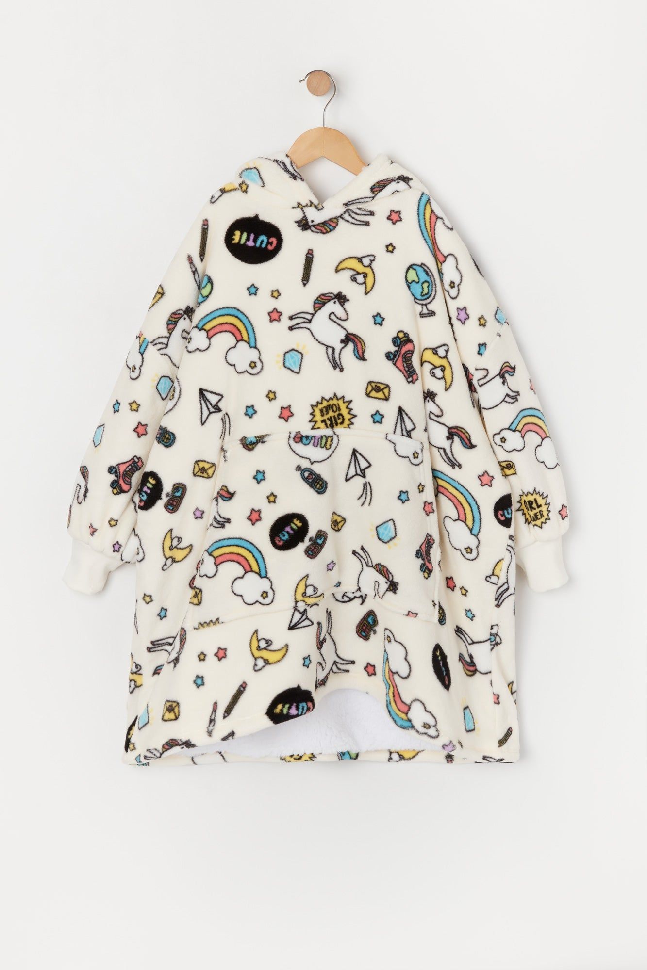 Girls Icon Print Humungo sold by Urban Planet