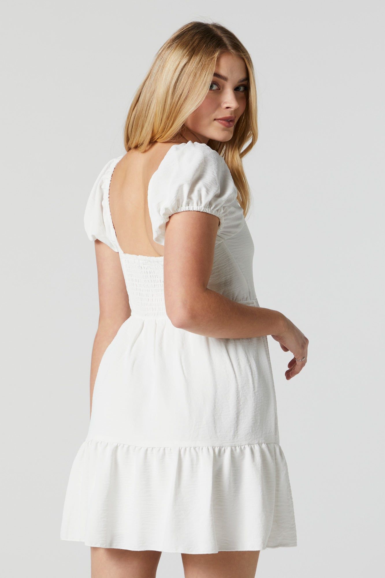 Minirobe volantée à manches bouffantes sold by Urban Planet product image thumbnail 2