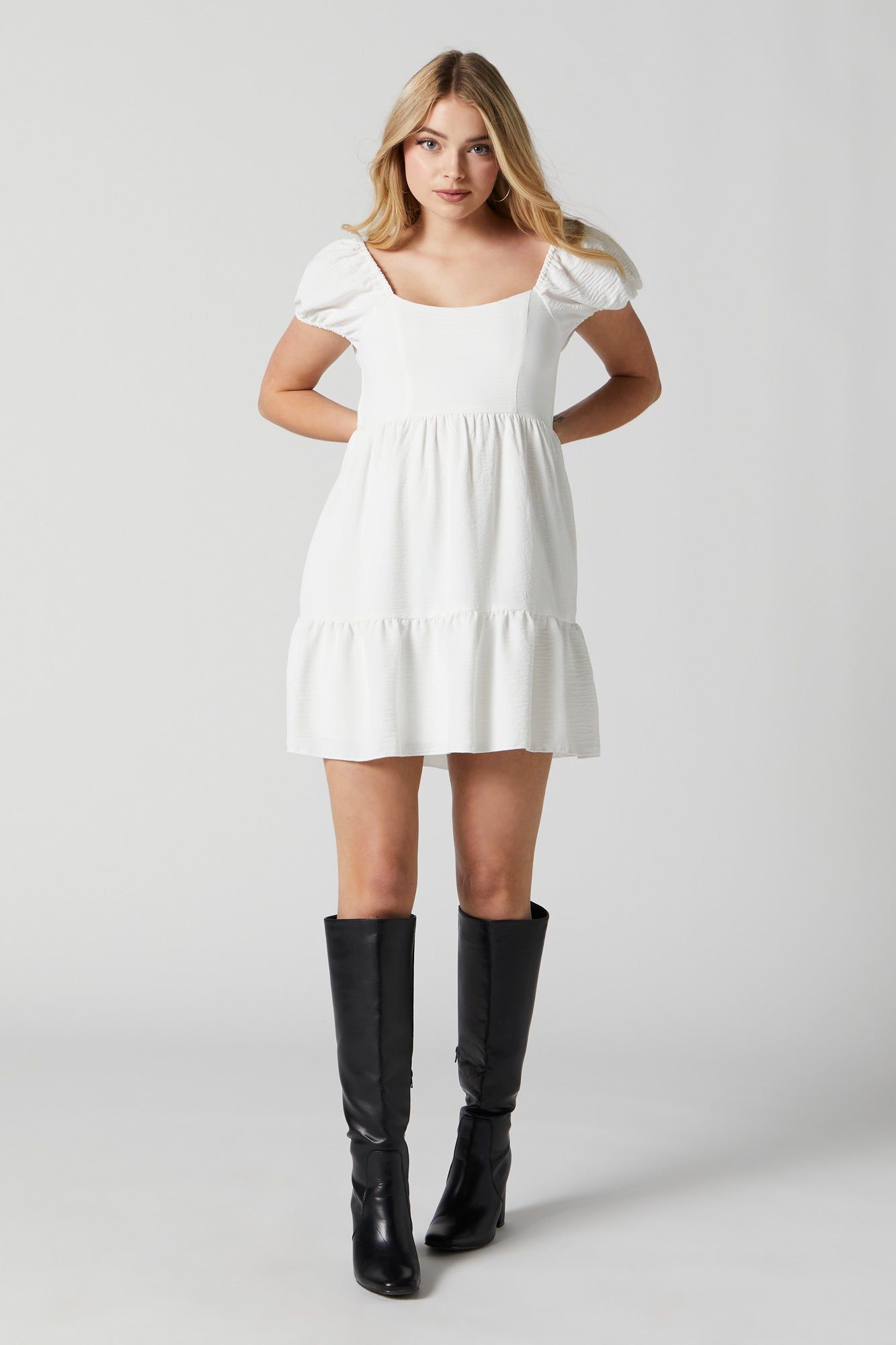 Minirobe volantée à manches bouffantes sold by Urban Planet product image thumbnail 3