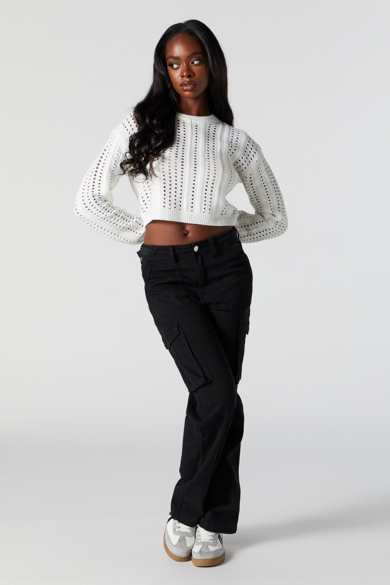 Chandail court en tricot ajouré sold by Urban Planet product image thumbnail 3