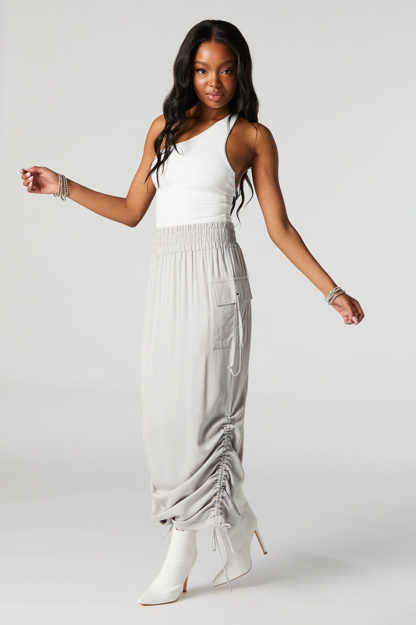 Jupe maxi cargo à taille coulissante sold by Urban Planet