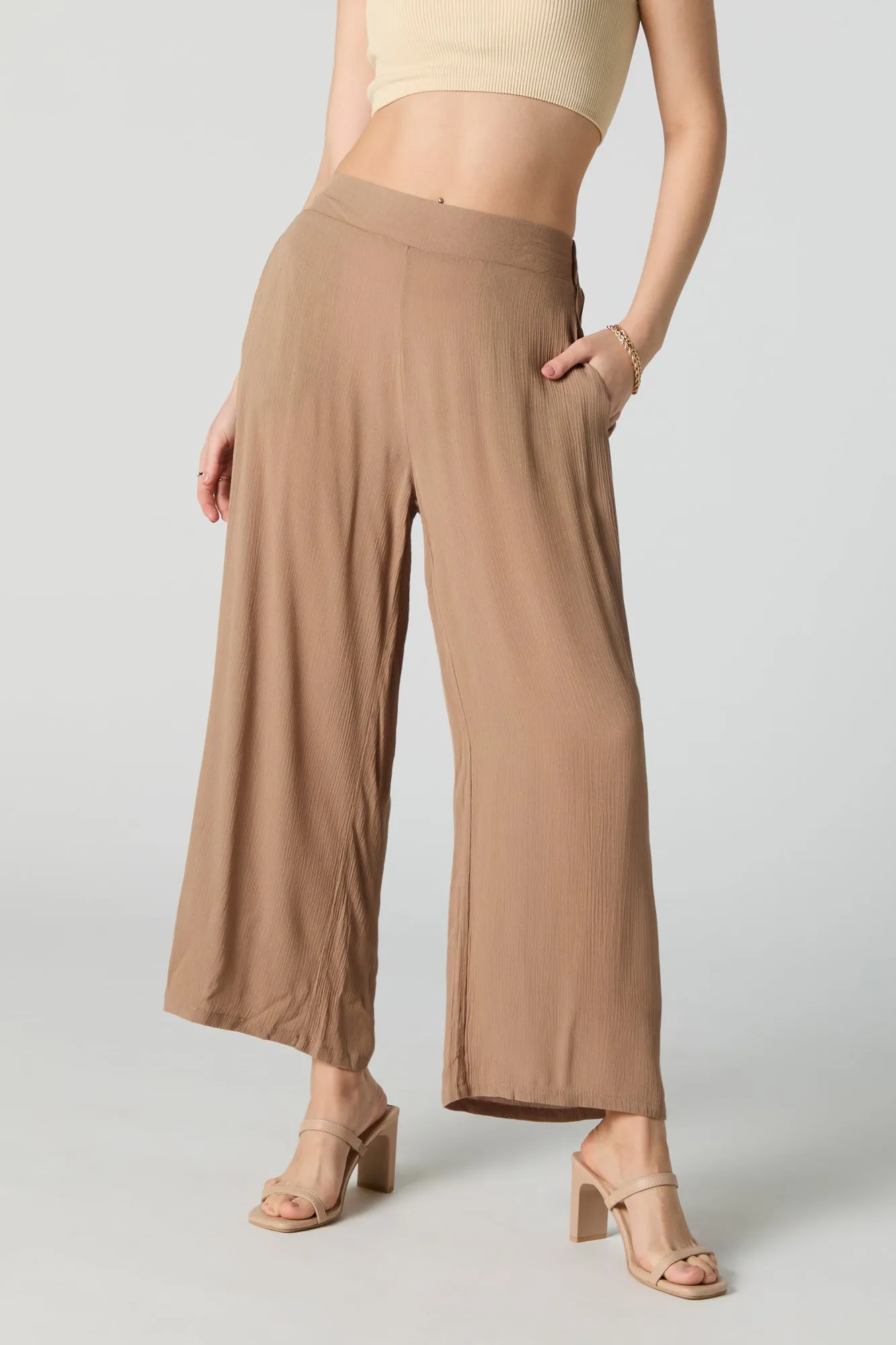 Pantalon court texturé à jambe large sold by Urban Planet product image thumbnail 2