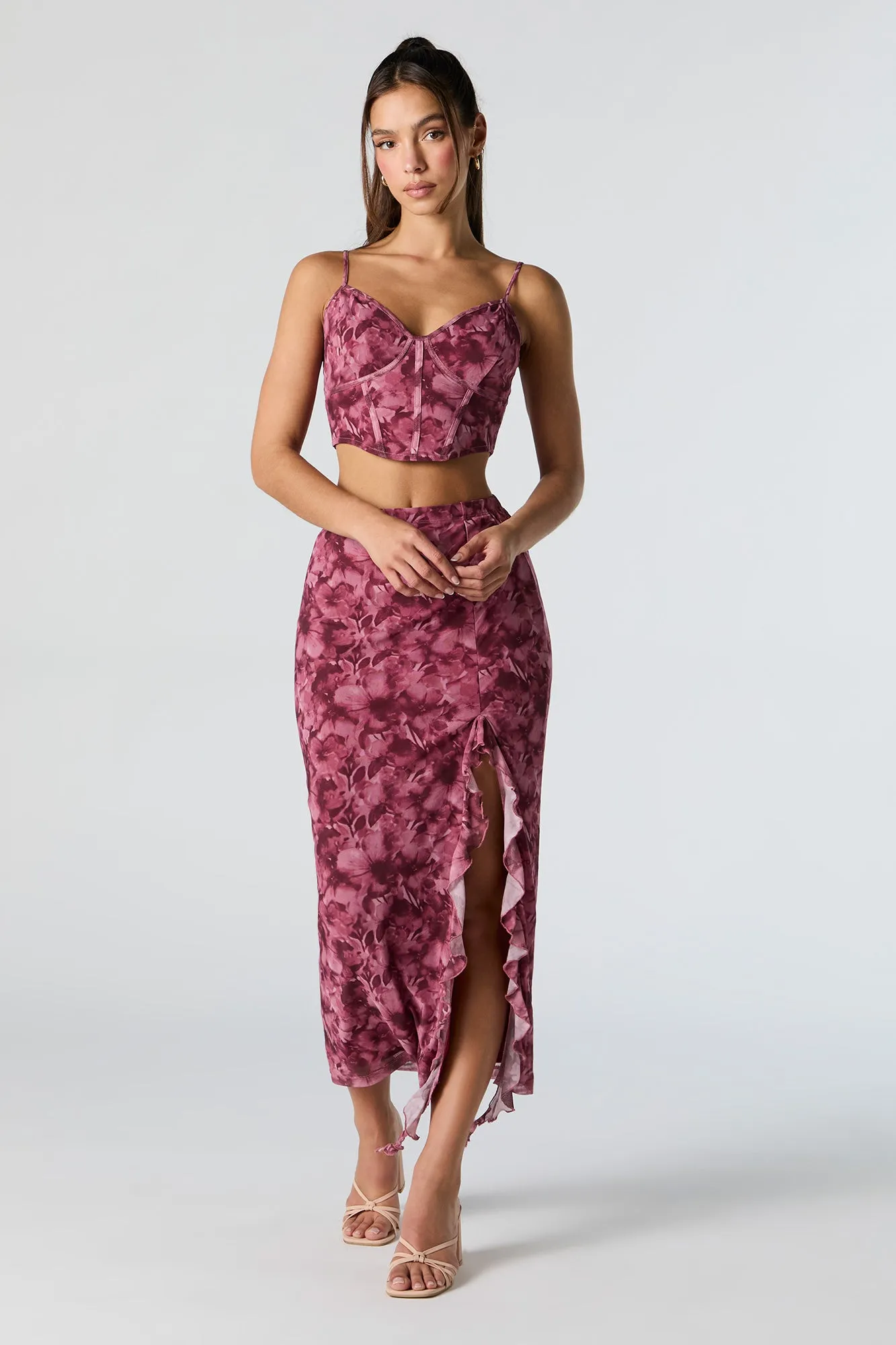 Jupe midi volantée en filet fleuri avec fente sold by Urban Planet product image thumbnail 4