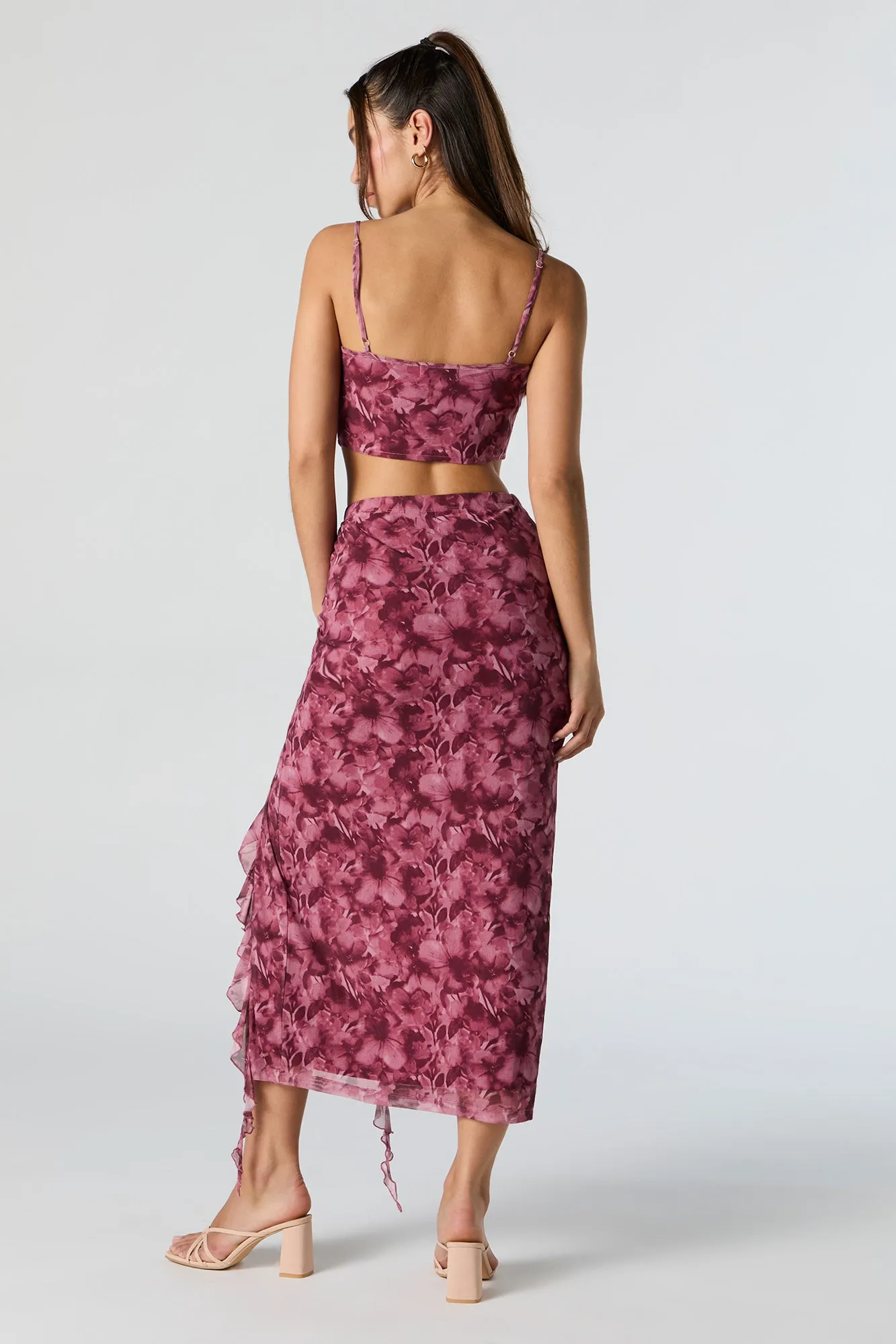 Jupe midi volantée en filet fleuri avec fente sold by Urban Planet product image thumbnail 3