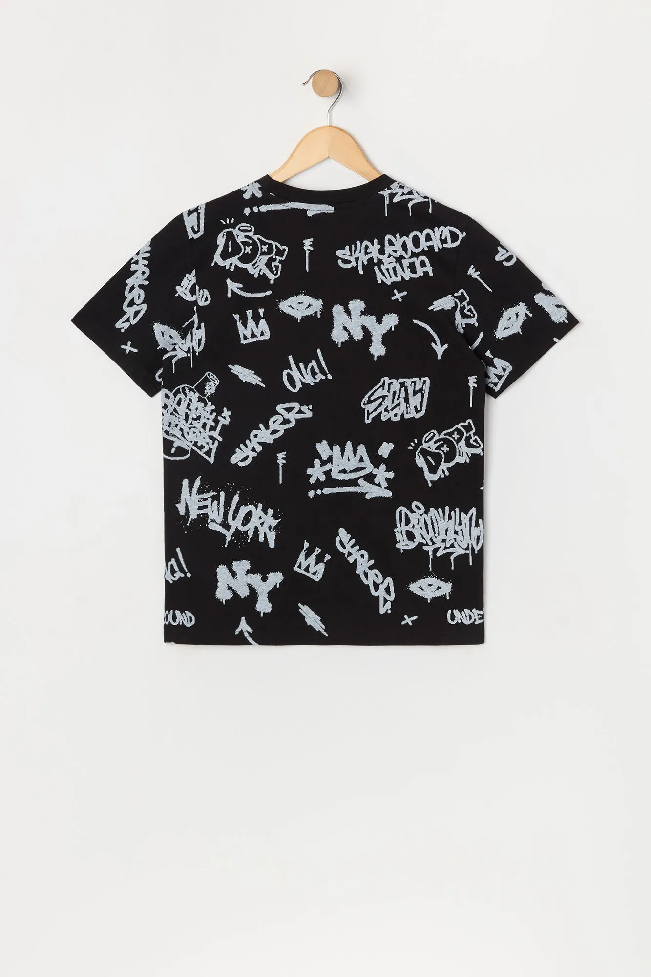 T-shirt noir à imprimé graffitis pour garçon sold by Urban Planet product image thumbnail 2