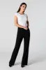 Pantalon habillé plissé à jambe évasée en crêpe sold by Urban Planet