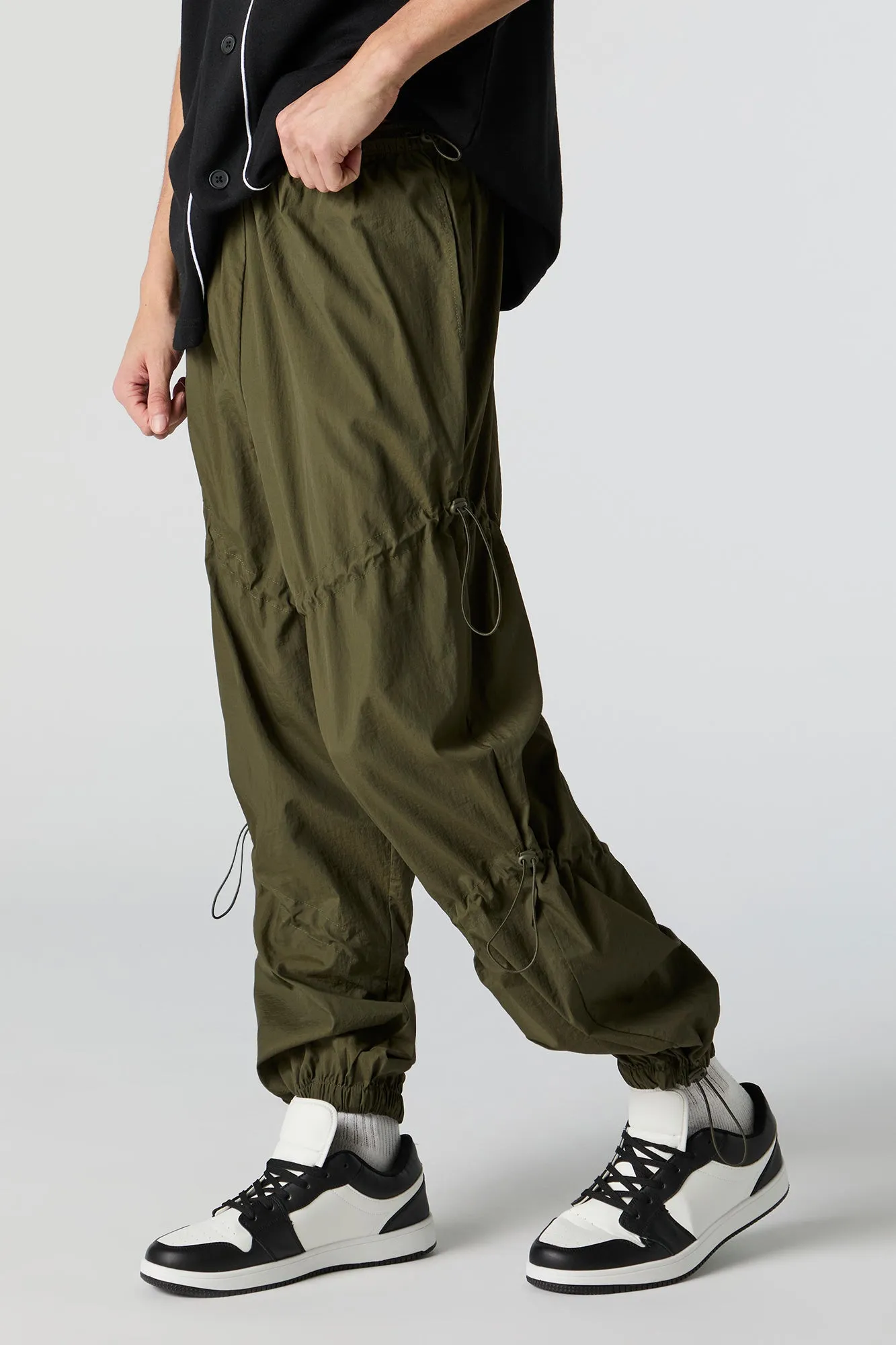 Pantalon parachute en nylon avec barillets multiples sold by Urban Planet product image thumbnail 4