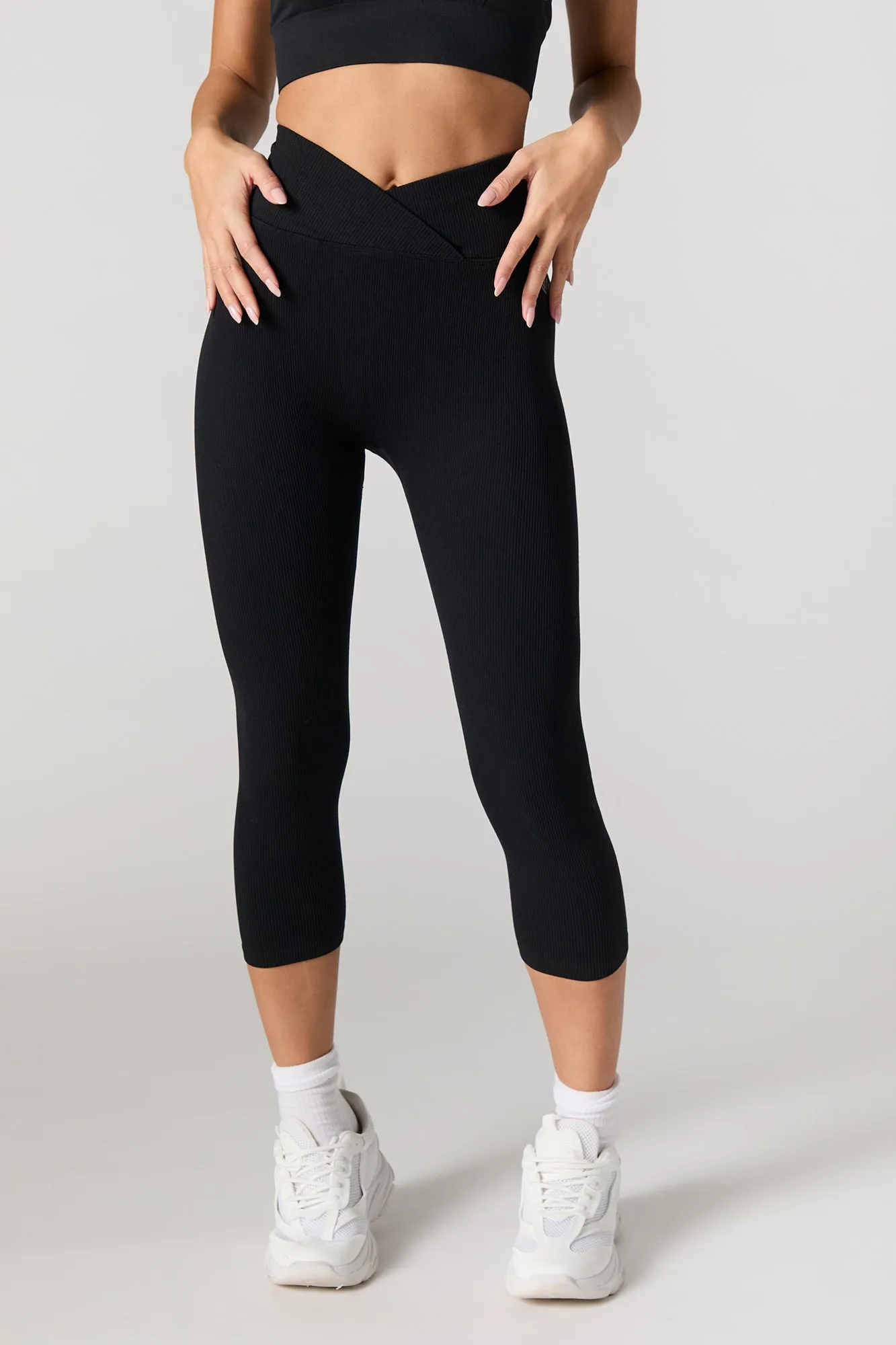 Legging Active court sans couture à surplis sold by Urban Planet product image thumbnail 5