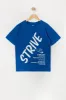 T-shirt à imprimé Strive pour garçon sold by Urban Planet