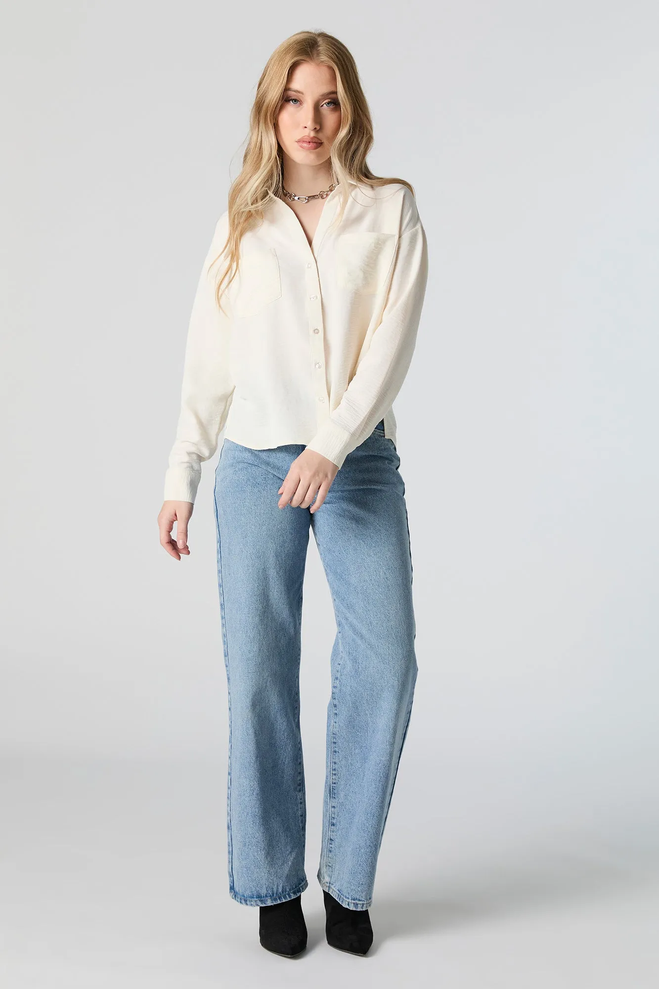 Haut boutonné texturé à manches longues sold by Urban Planet product image thumbnail 3