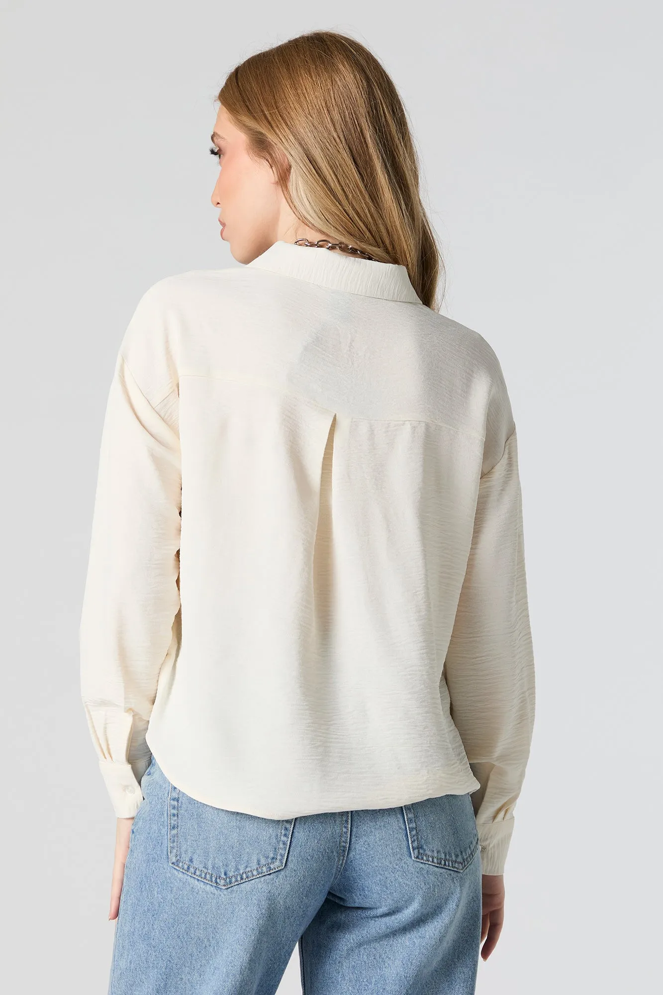 Haut boutonné texturé à manches longues sold by Urban Planet product image thumbnail 2