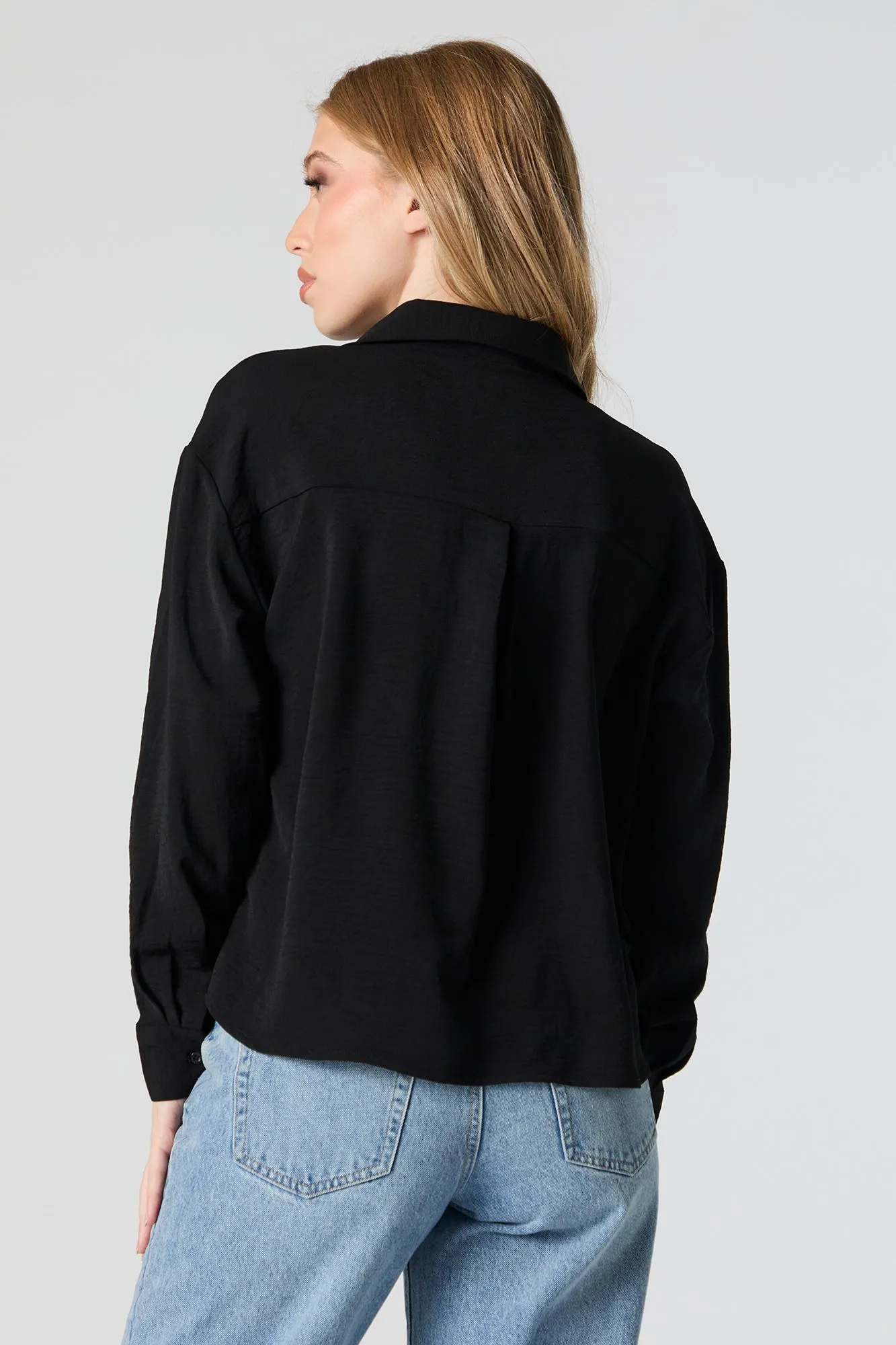 Haut boutonné texturé à manches longues sold by Urban Planet product image thumbnail 5