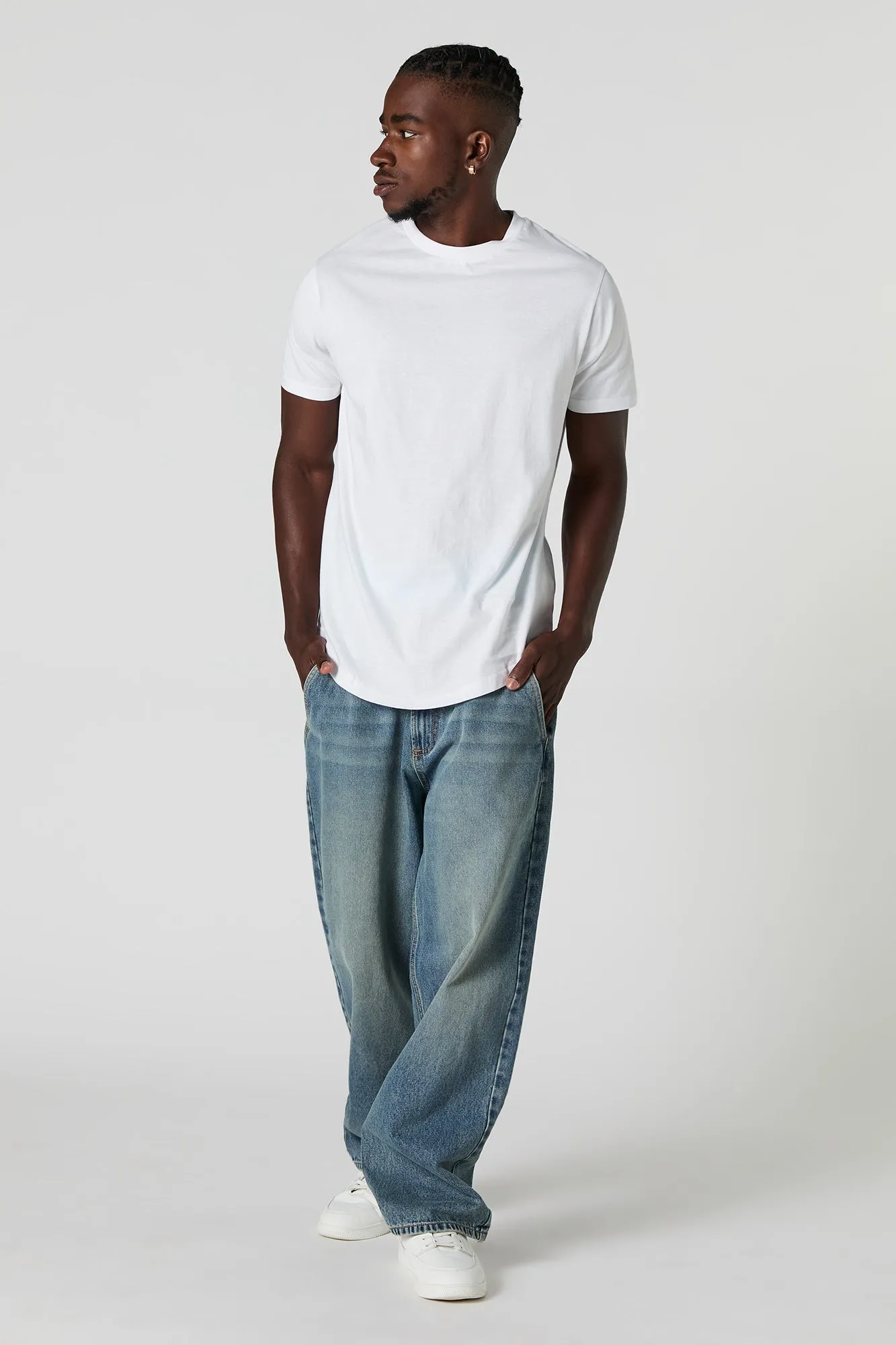 T-shirt ras du cou uni avec ourlet arrondi sold by Urban Planet product image thumbnail 3