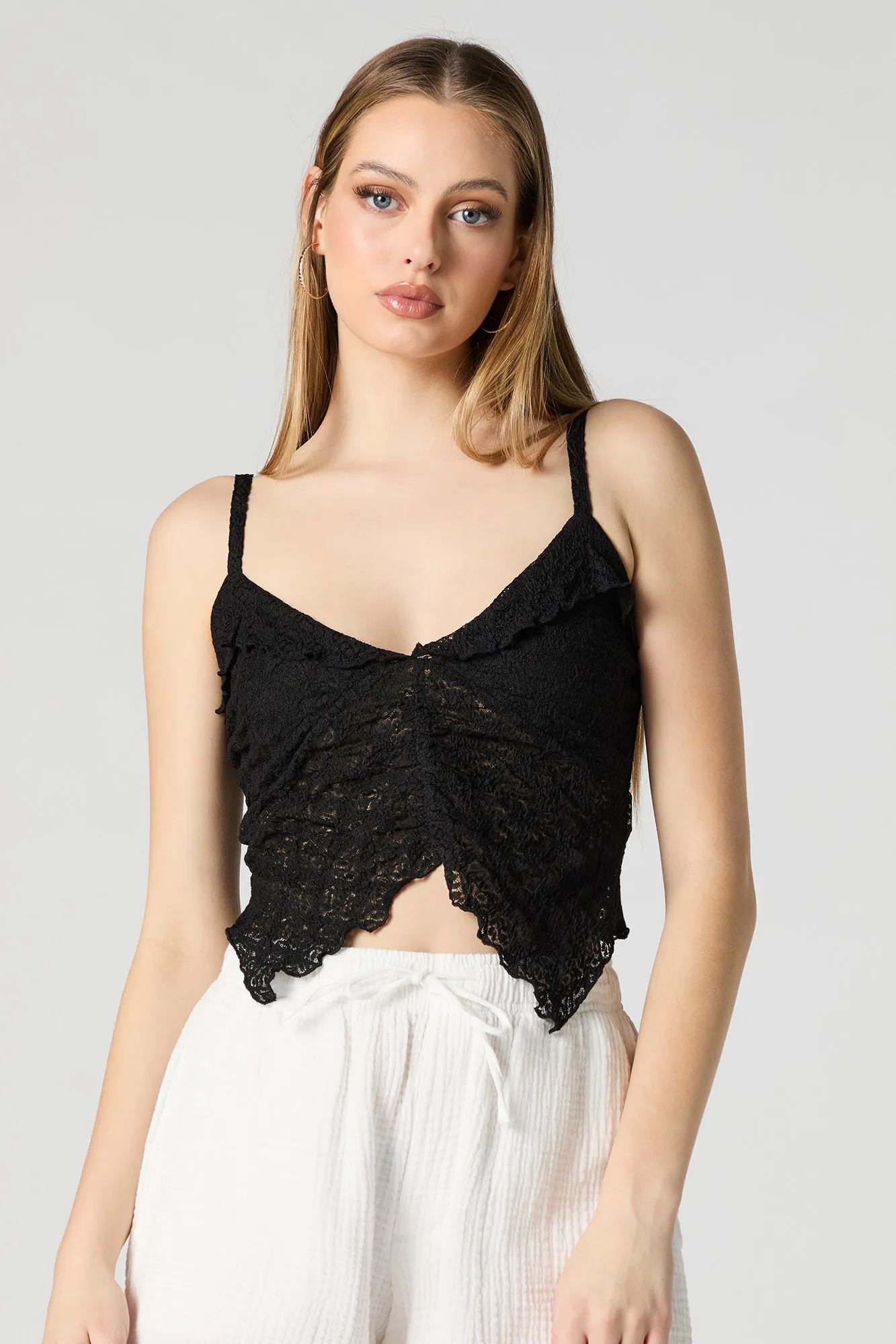 Camisole en dentelle à imprimé Papillon avec encolure en V sold by Urban Planet product image thumbnail 5