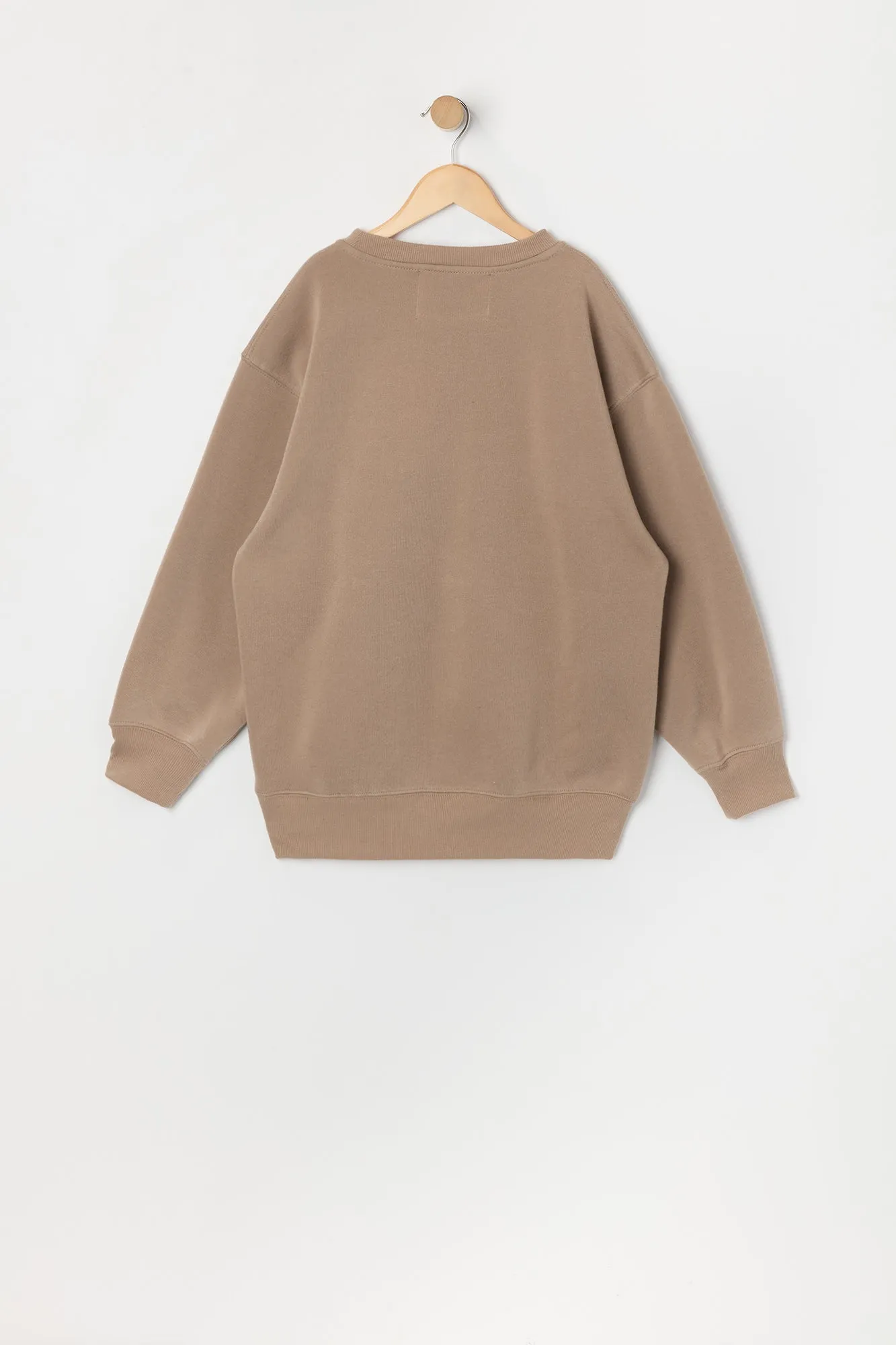 Chandail surdimensionné en molleton avec motif brodé destination en chenille pour fille sold by Urban Planet product image thumbnail 4